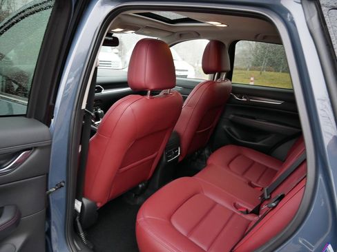 Used 2023 MAZDA CX-5 Carbon Edition image 11