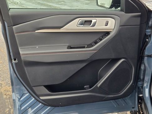 New 2026 Ford Explorer Active image 23