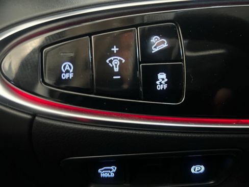 Used 2023 Genesis GV70 2.5T w/ Advanced Package AWD/4WD image 80