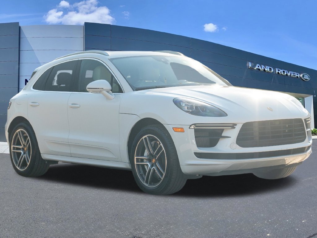 Used 2021 Porsche Macan Turbo AWD/4WD image 3