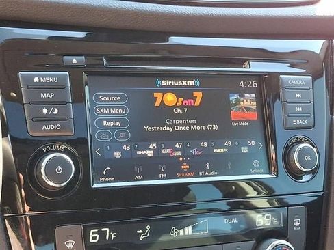 Used 2021 Nissan Rogue Sport SL w/ Premium Package image 18