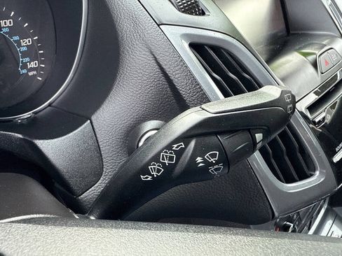 Used 2014 Ford Focus Titanium image 37