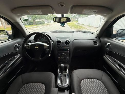 Used 2009 Chevrolet HHR LS image 12