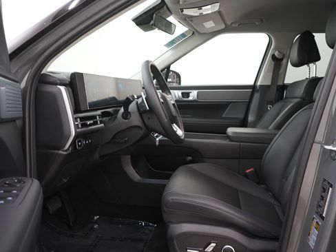 Used 2026 Hyundai Santa Fe SEL AWD/4WD image 24