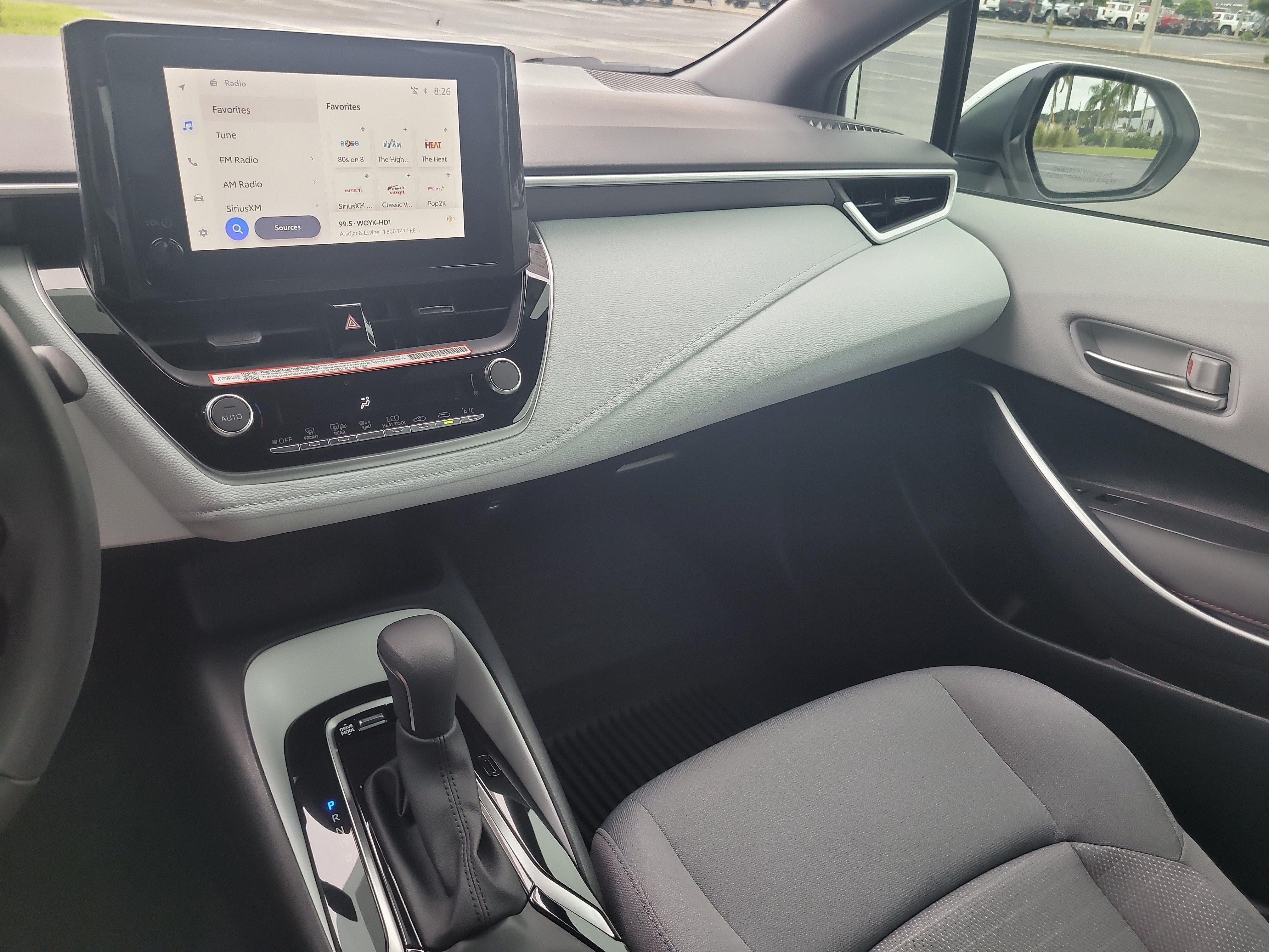 Certified 2025 Toyota Corolla SE FWD image 19