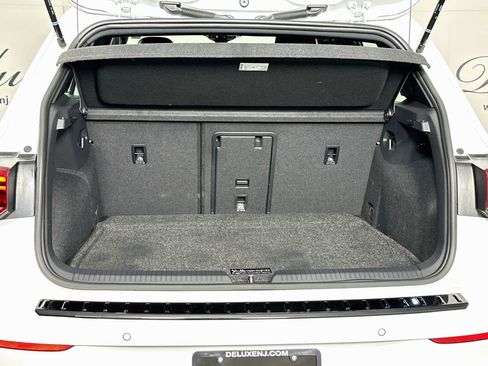 Used 2023 Volkswagen Golf 20th Anniversary Edition AWD/4WD image 24