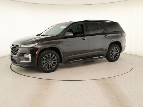 Used 2023 Chevrolet Traverse RS w/ LPO, Roadside Safety Package AWD/4WD image 13