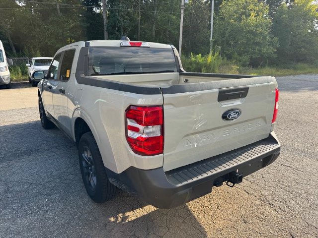 Used 2025 Ford Maverick XLT w/ XLT Luxury Package AWD/4WD image 2
