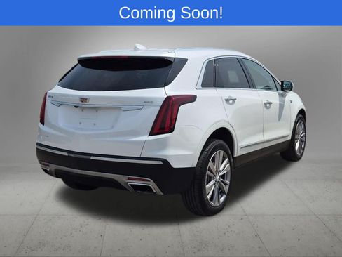 Used 2024 Cadillac XT5 Premium Luxury w/ LPO, Floor Liner Package AWD/4WD image 6