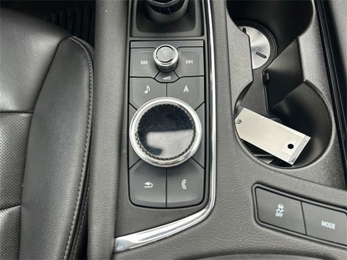 Used 2020 Cadillac XT6 Premium Luxury image 26