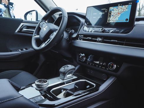 New 2026 Mitsubishi Outlander ES image 44