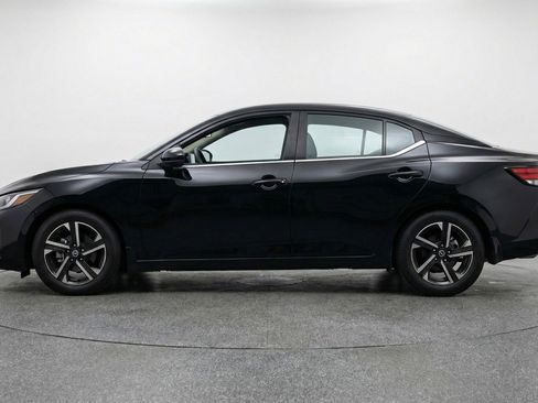Used 2025 Nissan Sentra SV FWD image 5