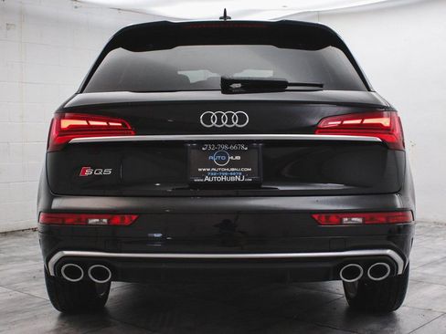 Used 2023 Audi SQ5 Premium w/ Convenience Package image 5