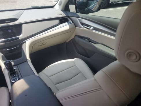 Used 2021 Cadillac XT5 Premium Luxury FWD image 20