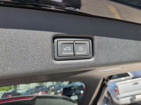 Used 2026 Audi Q5 Premium Plus AWD/4WD image 39