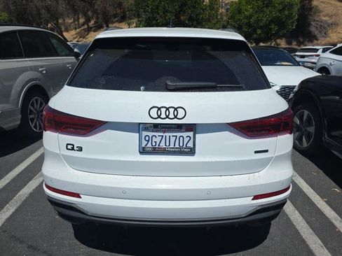 Used 2023 Audi Q3 2.0T Premium w/ Black Optic Sport Package AWD/4WD image 5