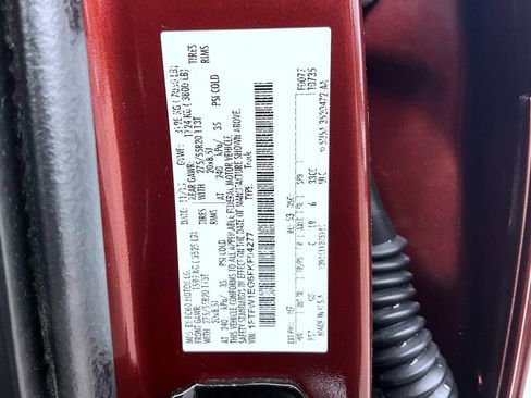 Used 2015 Ford F150 XLT w/ Equipment Group 302A Luxury AWD/4WD image 26