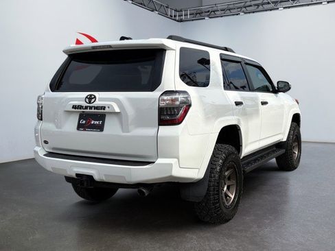 Used 2018 Toyota 4Runner SR5 Premium image 13