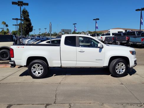 Used 2020 Chevrolet Colorado LT w/ Safety Package image 3