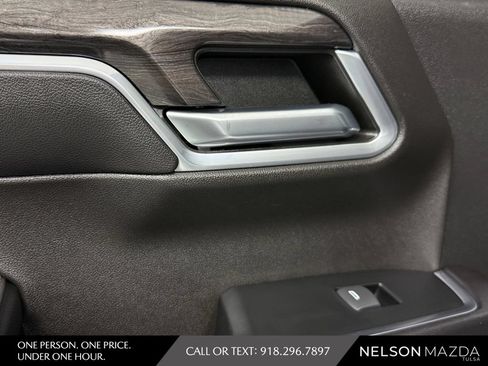 Used 2023 Chevrolet Silverado 1500 LTZ AWD/4WD image 35