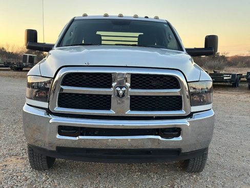 Used 2014 RAM 3500 Tradesman w/ Chrome Appearance Group image 8