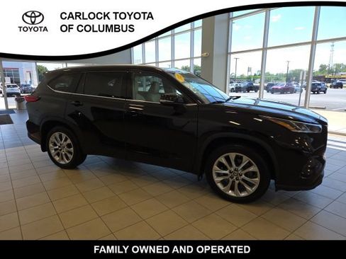 Used 2022 Toyota Highlander Limited AWD/4WD image 6
