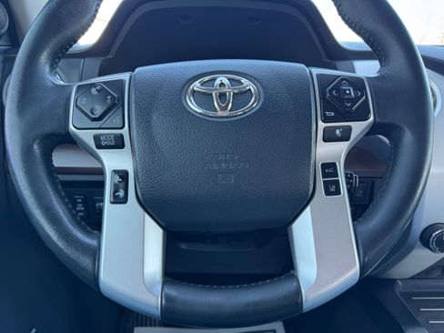 Used 2018 Toyota Tundra Limited w/ Limited Premium Package image 19