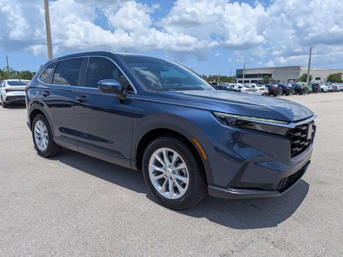 Used 2023 Honda CR-V EX image 2