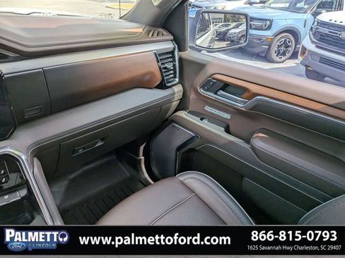 Used 2023 GMC Sierra 1500 Denali AWD/4WD image 16