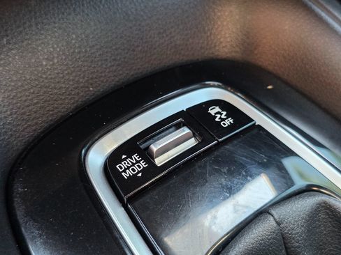 Used 2024 Toyota Corolla SE FWD image 38