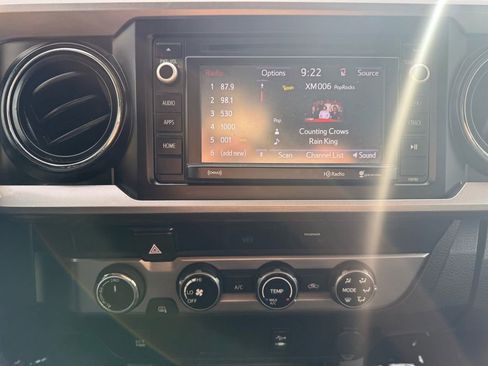 Used 2016 Toyota Tacoma SR5 image 19