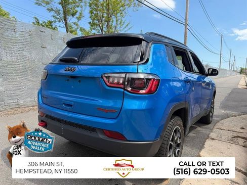 Used 2025 Jeep Compass Trailhawk AWD/4WD image 5