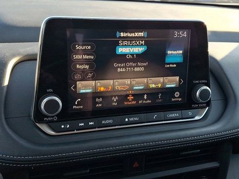 Used 2025 Nissan Rogue S FWD image 21
