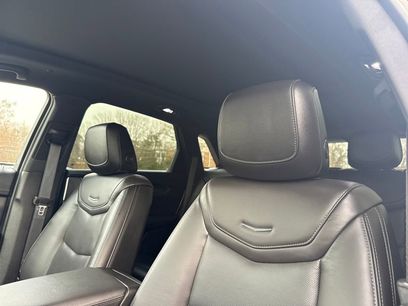 Certified 2022 Cadillac XT5 Premium Luxury w/ Technology Package