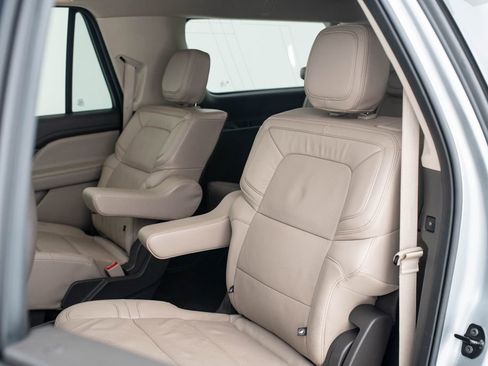 Used 2024 Lincoln Navigator L Reserve image 57