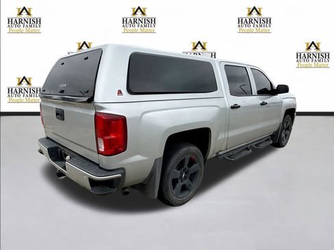 Used 2018 Chevrolet Silverado 1500 LTZ Z71 w/ Redline Edition AWD/4WD image 5