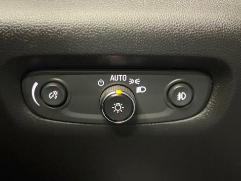 Used 2020 Chevrolet Traverse LT w/ LPO, Floor Liner Package AWD/4WD image 25