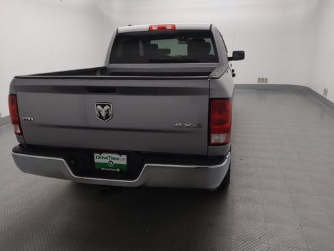 Used 2022 RAM 1500 Classic SLT AWD/4WD image 7