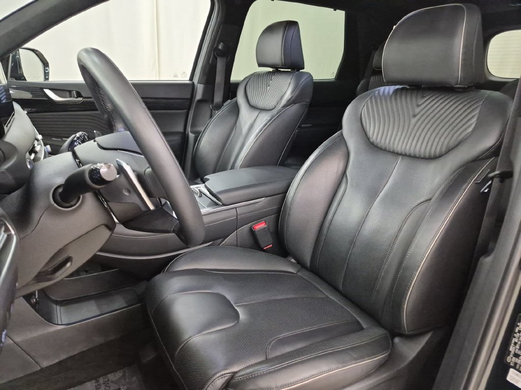 Used 2025 Hyundai Palisade Calligraphy AWD/4WD image 14