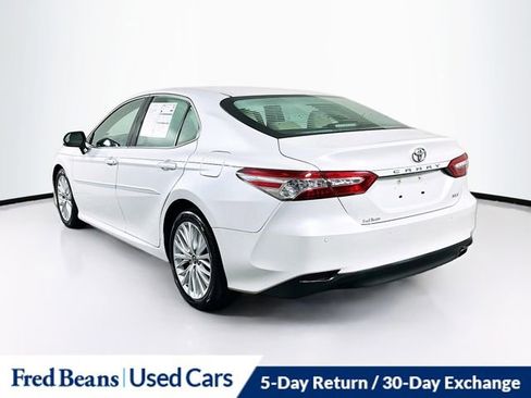 Used 2018 Toyota Camry L image 5
