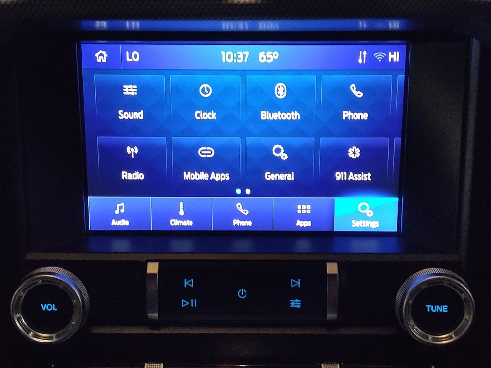 Used 2020 Ford Mustang Coupe w/ Equipment Group 101A RWD image 25