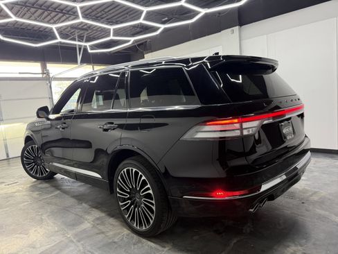 Used 2023 Lincoln Aviator Black Label w/ Dynamic Handling Package AWD/4WD image 3