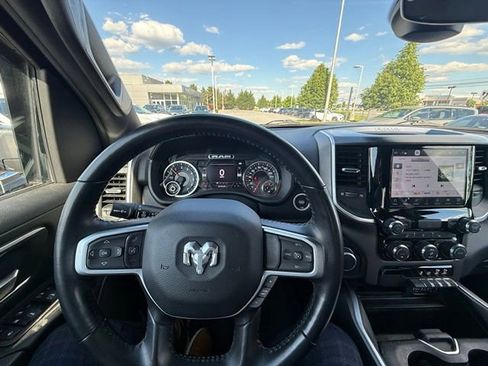 Used 2022 RAM 1500 Big Horn AWD/4WD image 16