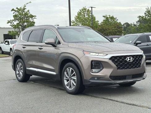 Used 2019 Hyundai Santa Fe Limited FWD image 7