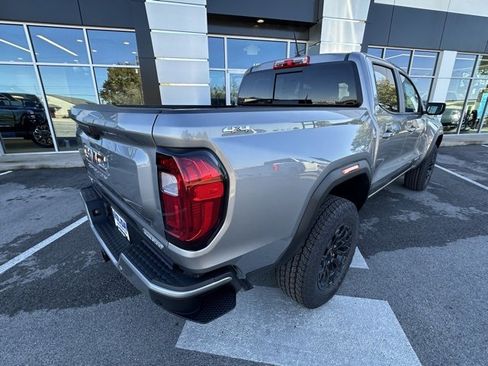 New 2026 GMC Canyon Elevation w/ Convenience Package image 4