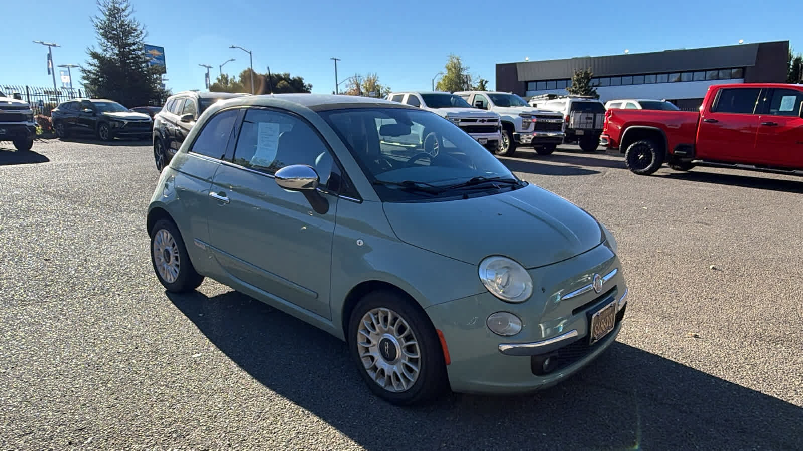 Used 2012 FIAT 500 Lounge w/ Luxury Leather Pkg FWD image 3