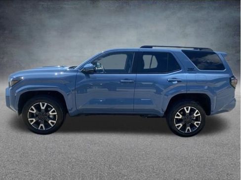 Used 2025 Toyota 4Runner TRD Sport Premium AWD/4WD image 2