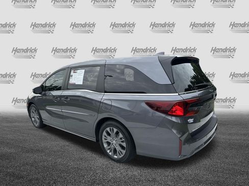 Used 2025 Honda Odyssey Touring image 8