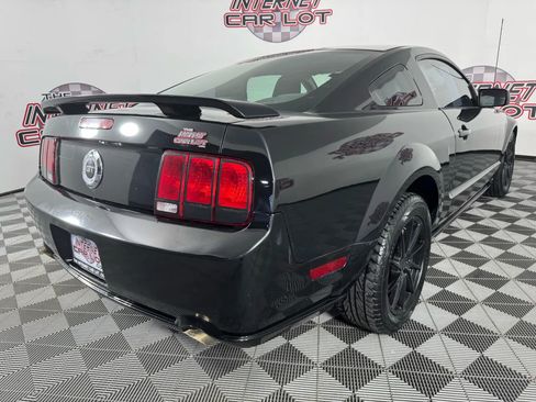 Used 2006 Ford Mustang GT image 24