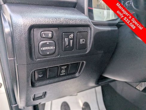Used 2021 Toyota 4Runner TRD Off-Road Premium AWD/4WD image 16